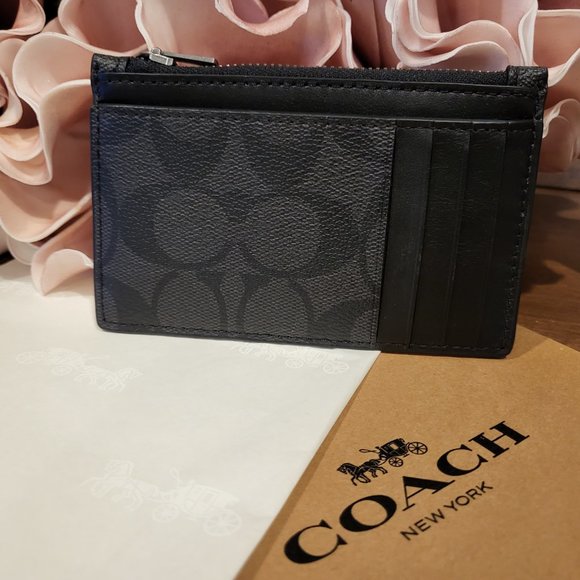 NWT COACH Men's Zip Card Case In Signature Canvas Black with Coach Gift Box. - Picture 1 of 5